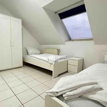 Apartamento Swf112 - Gemuetliche Monteurwohnung Uebergangswohnung Schwarzenfeld
